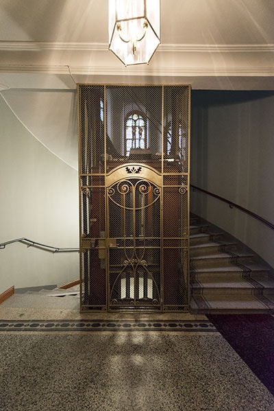 Stockholms Hiss-Service AB jobb inom smide för hiss